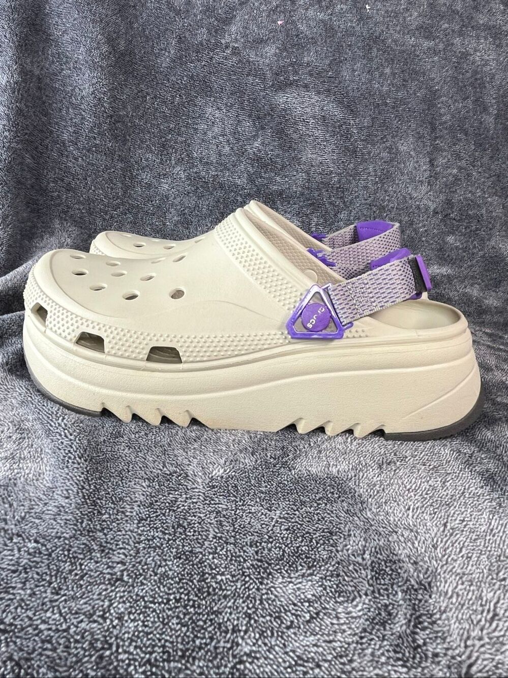 Crocs Classic Hiker Xscape Clog Bone / Neon Purple Women's Size 12 / Men's Size